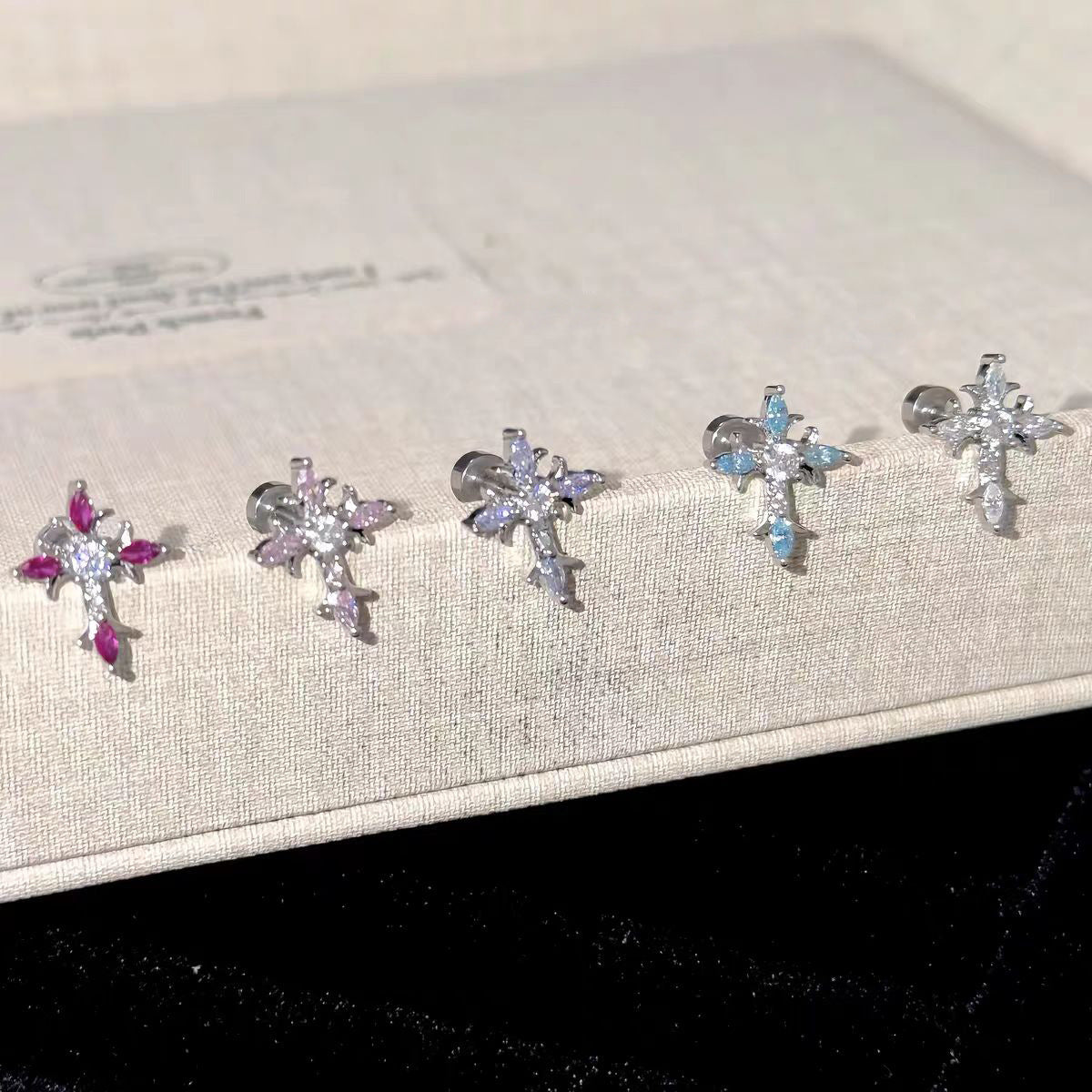 Sterling Silver Floral Cross Bullet Back Earring¡¾A pair of earrings¡¿