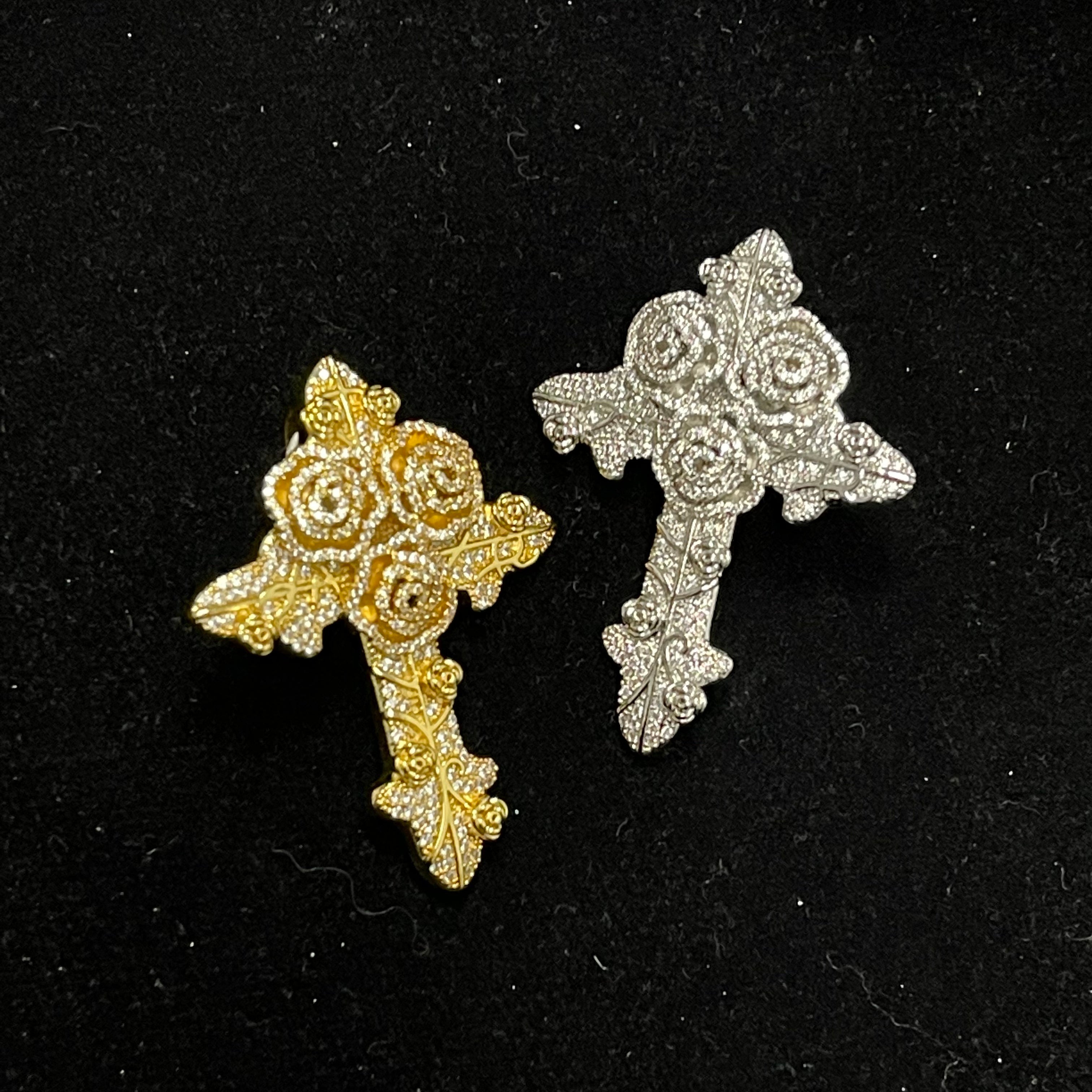 Hip Hop Rose Cross Pendant Jewelry for Men & Women