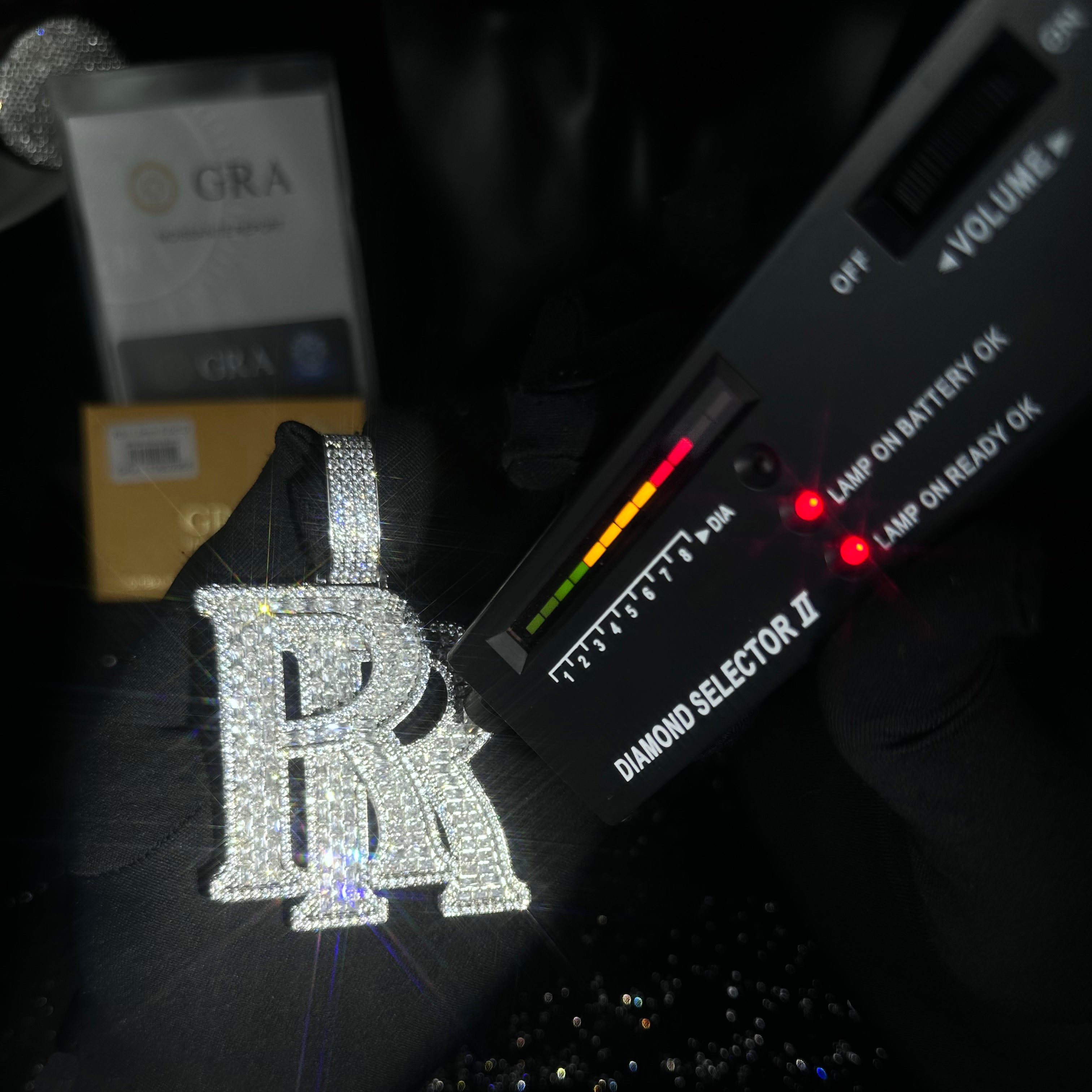 Street Style | Baguette Cut "RR" Zircon Penadnt