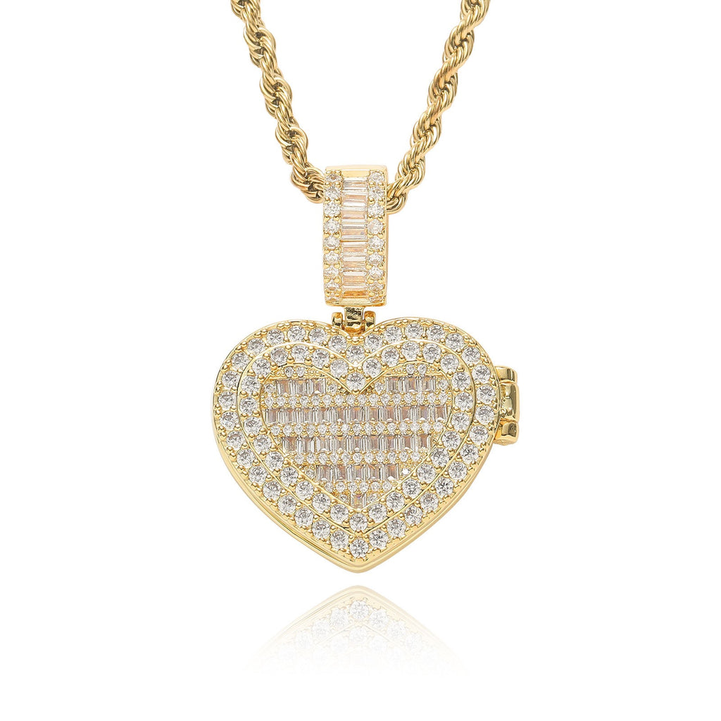 Hip-Hop Style Photo Frame Pendant — Trendy Small Flip-Open Heart-Shaped Photo Locket