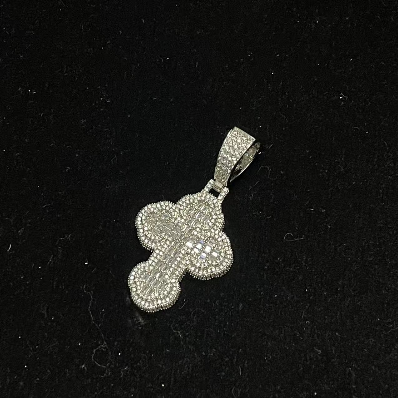 Iced Out Cross Pendant for Men Hip Hop Jewelry