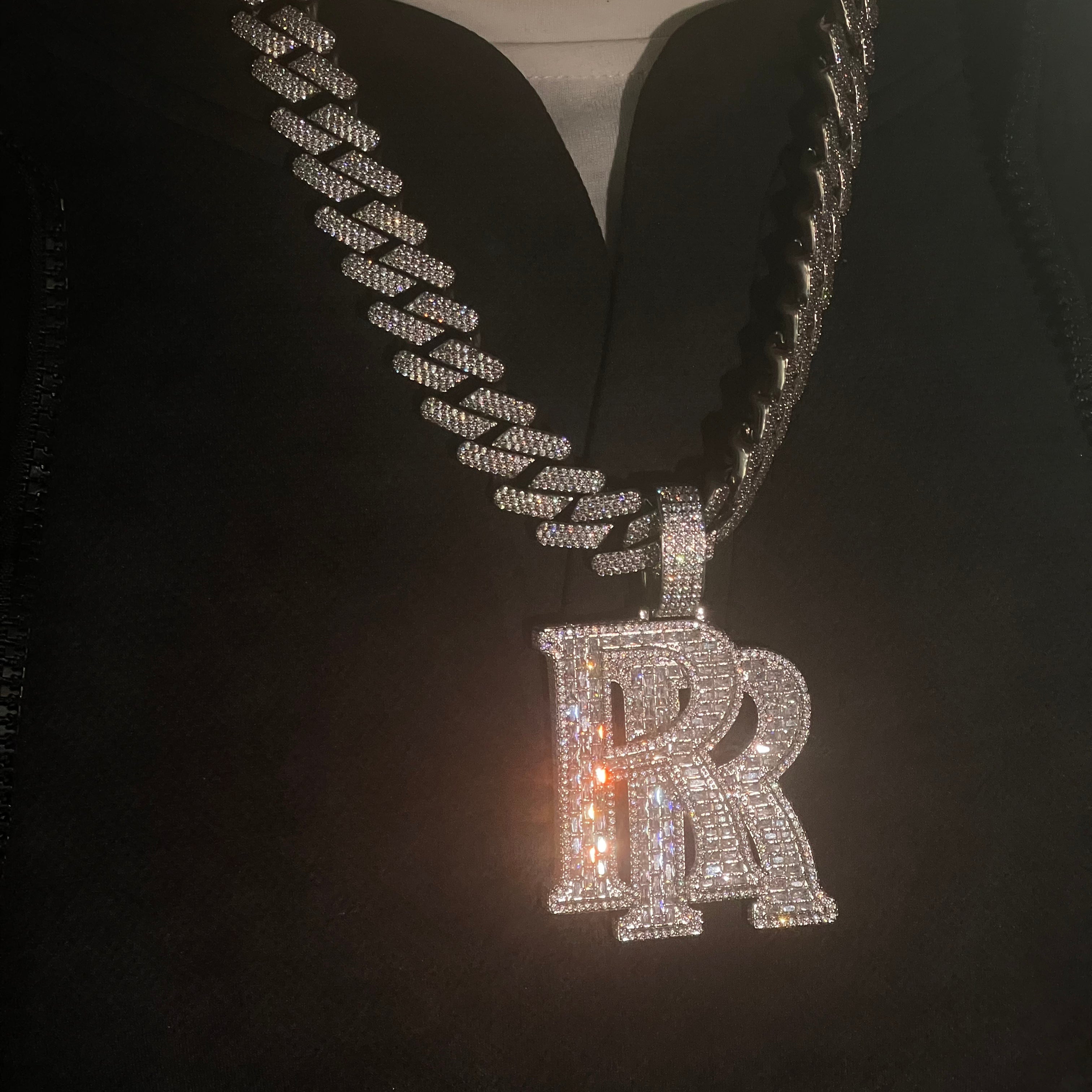Street Style | Baguette Cut "RR" Zircon Penadnt