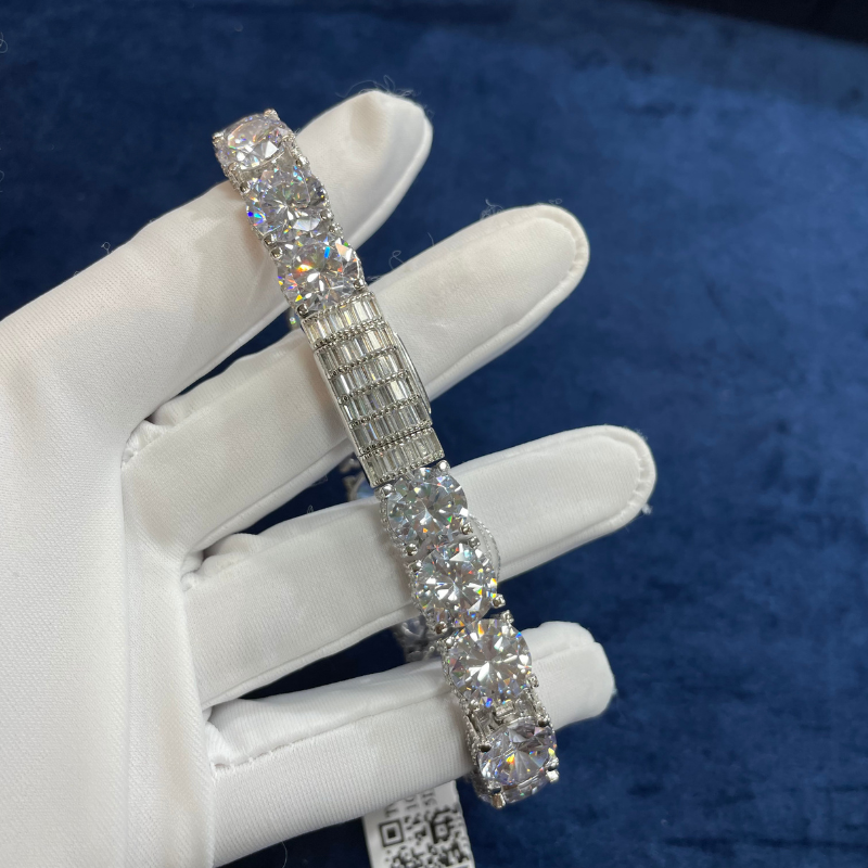 10mm Diamond Design Tennis Bracelet