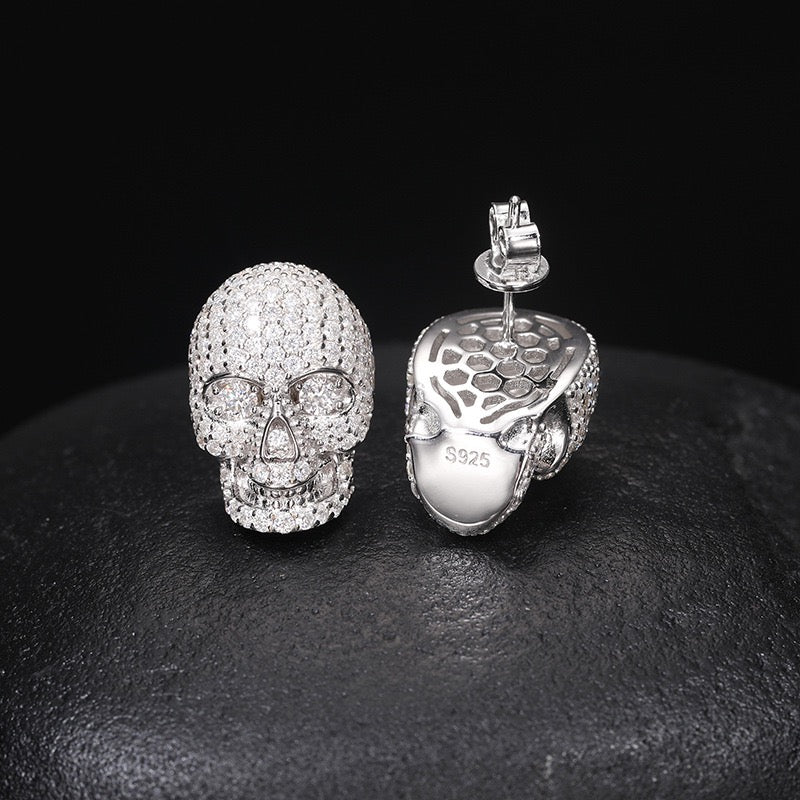 S925 Silver Skull Stud Earrings with D-Color Moissanite – Stylish &amp; Edgy