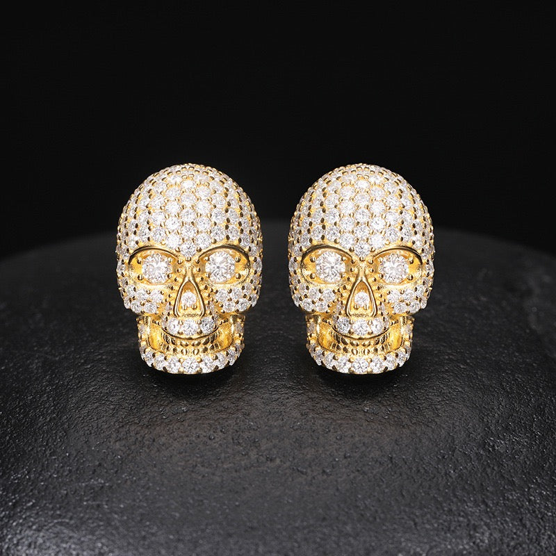 S925 Silver Skull Stud Earrings with D-Color Moissanite – Stylish &amp; Edgy