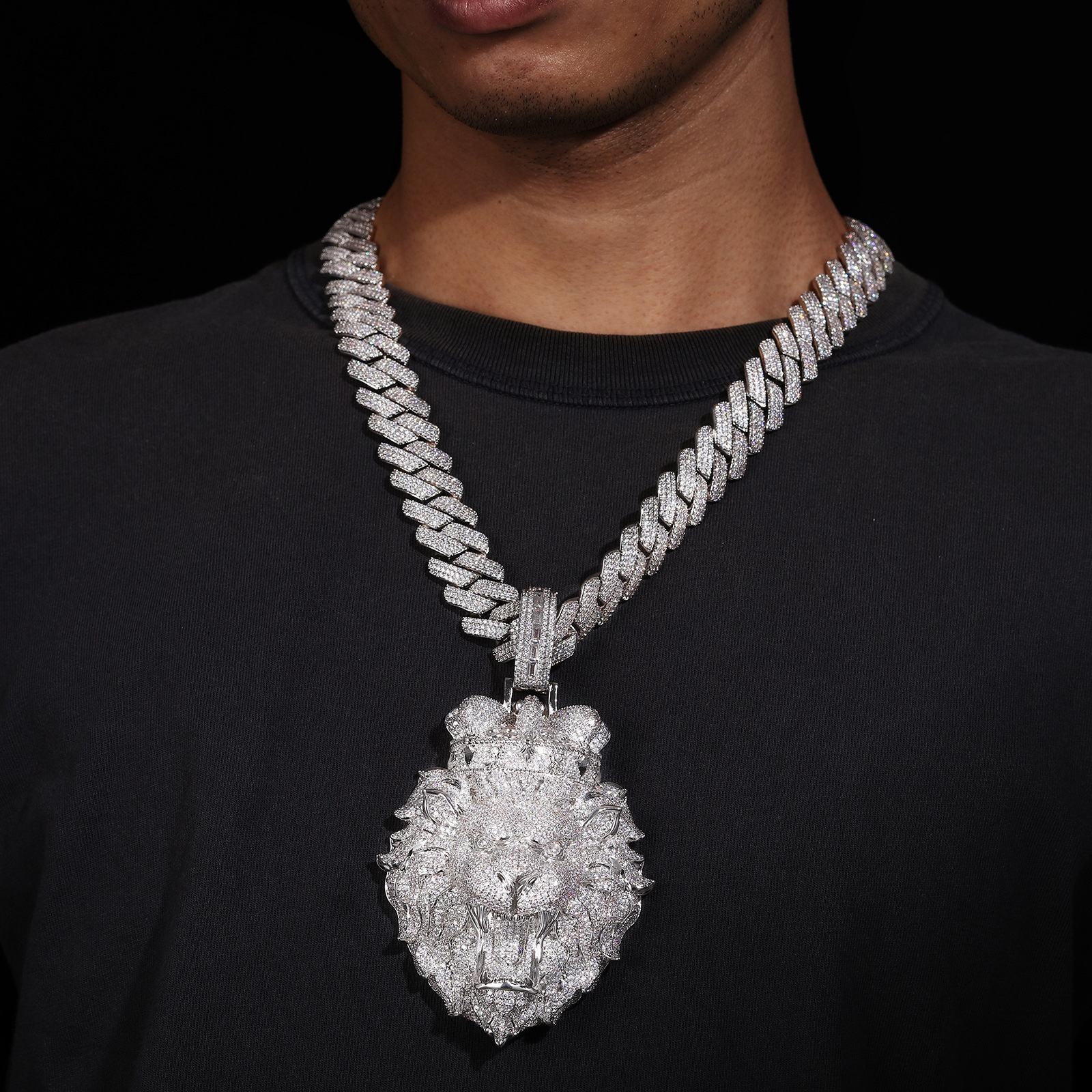 Limited to 5 pieces $299??Oversized | 135mm | Roaring Lion Head Pendant