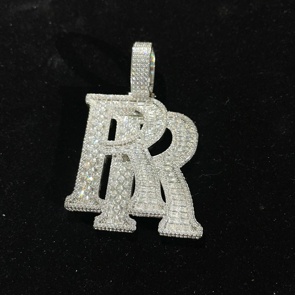 Street Style | Baguette Cut "RR" Zircon Penadnt
