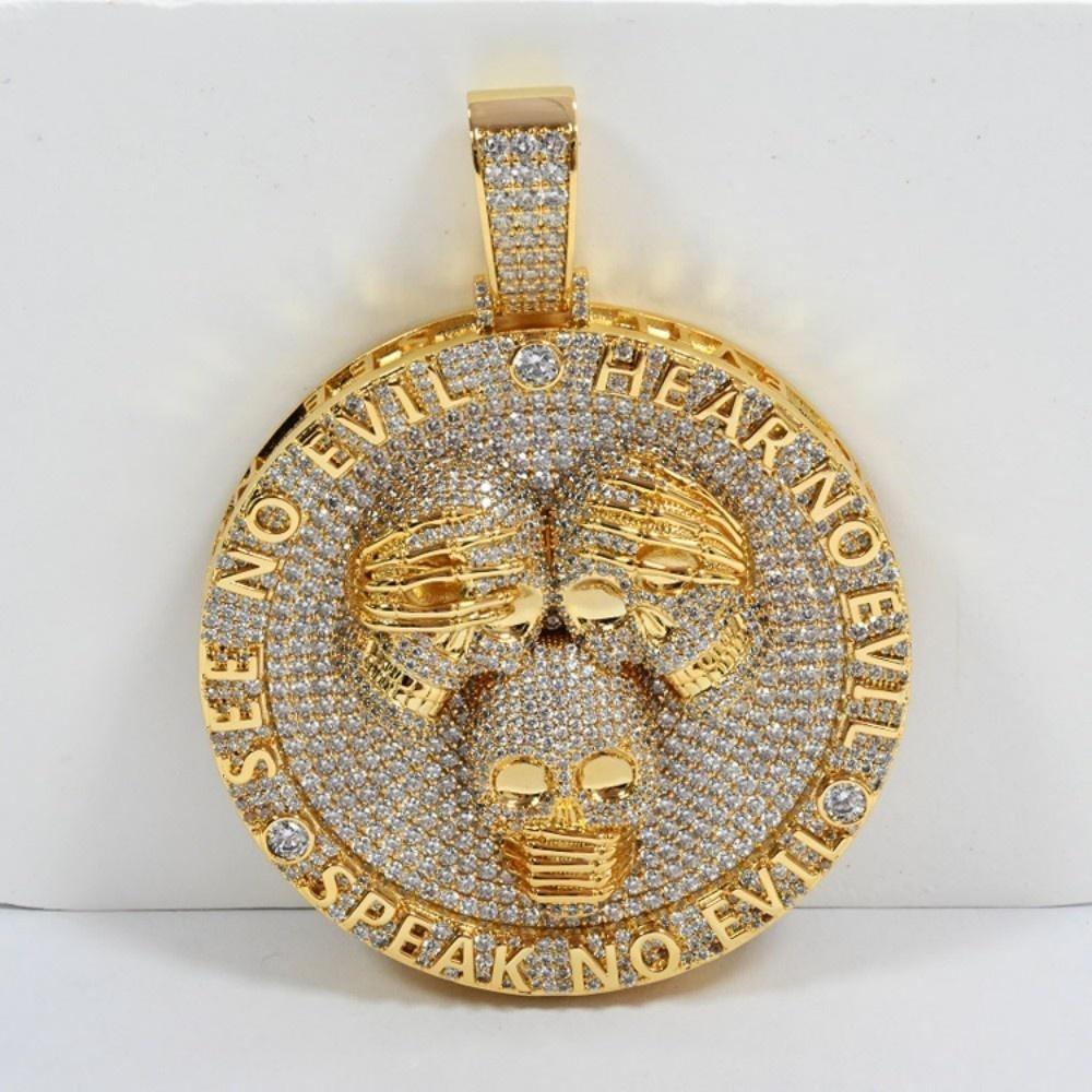 Street Style | ¡°Hear No Evil, See No Evil, Speak No Evil¡± Pendant