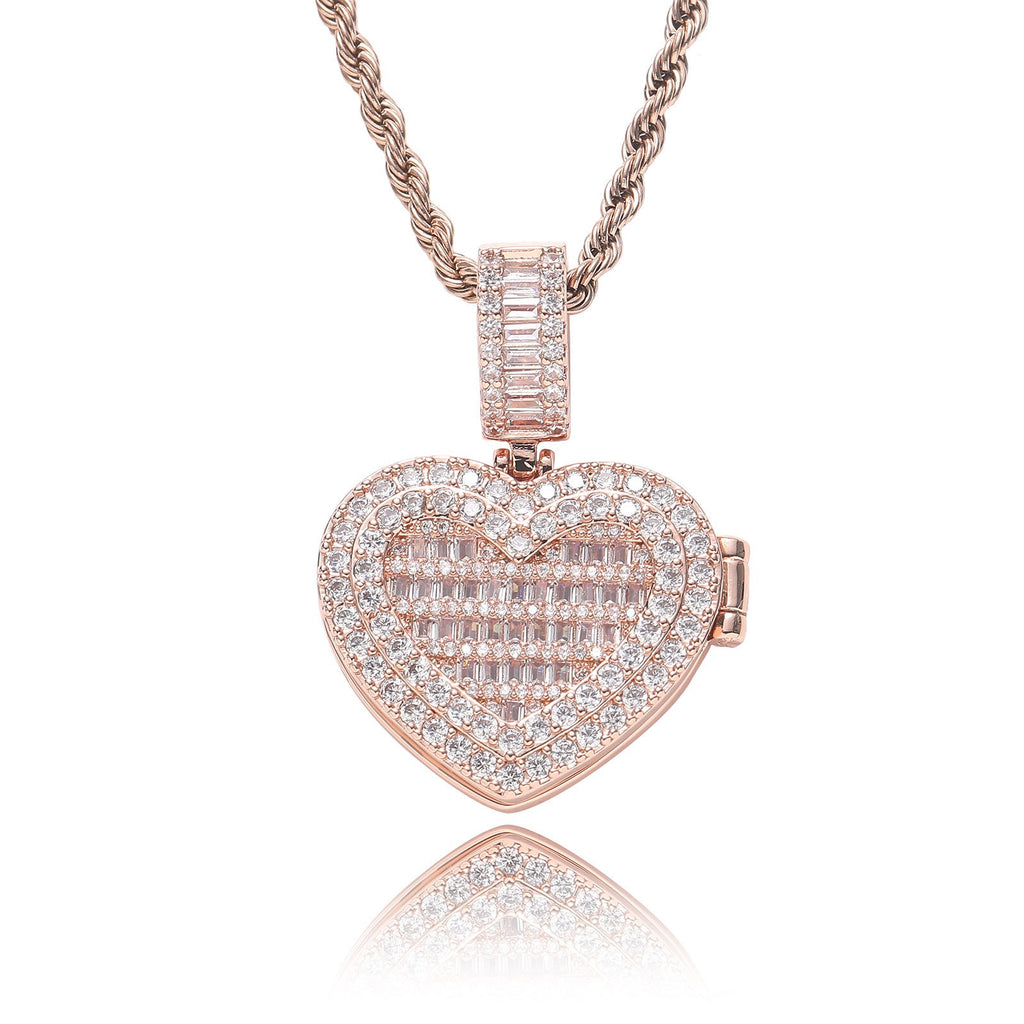 Hip-Hop Style Photo Frame Pendant — Trendy Small Flip-Open Heart-Shaped Photo Locket