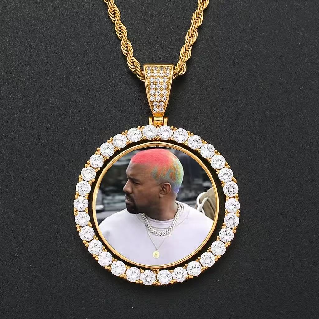 Rotatable Double-Sided Round Photo Locket Pendant — A Cherished Keepsake