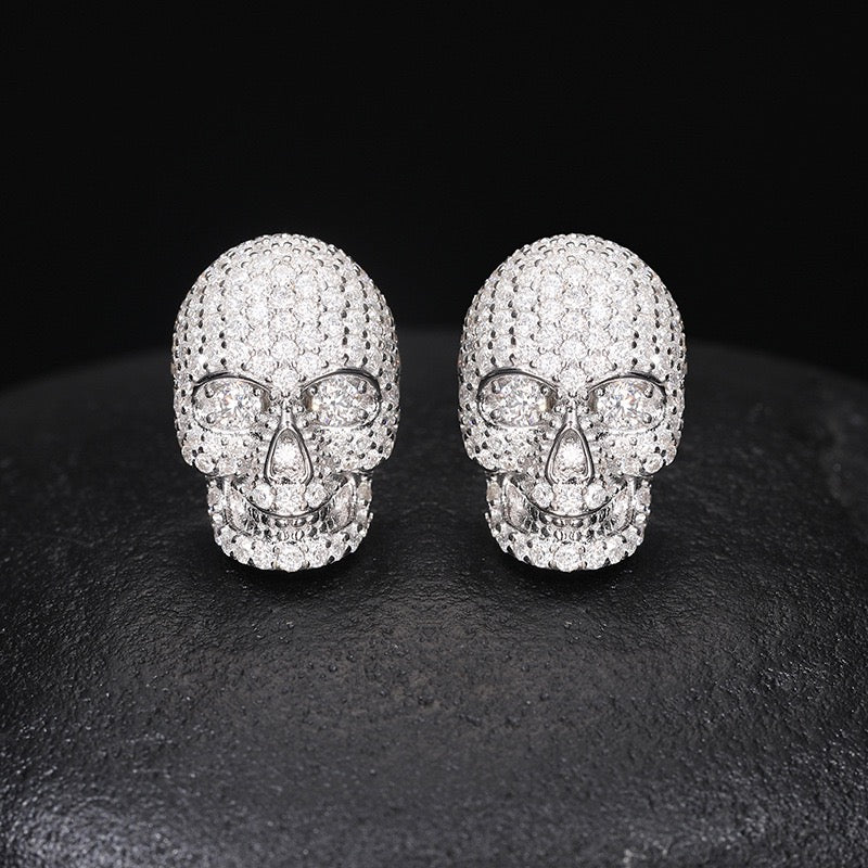 S925 Silver Skull Stud Earrings with D-Color Moissanite – Stylish &amp; Edgy