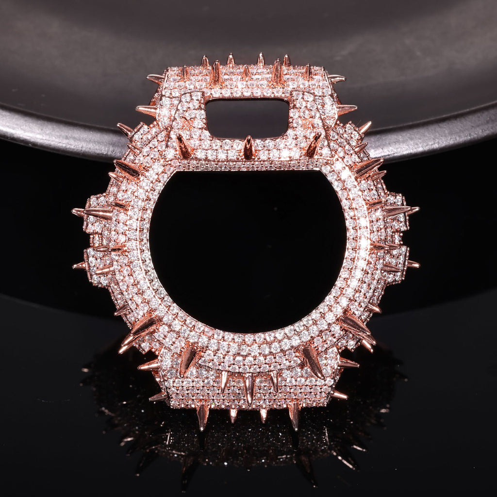 Hip-hop style accessory for DW5600BBR watches: a trendy, personalized case featuring a spiked design, fully paved with moissanite stones set in copper.