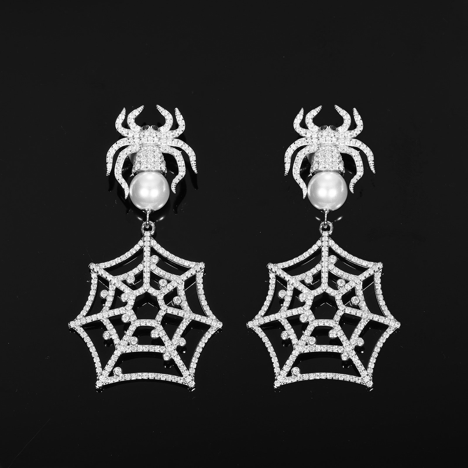 Hip-Hop Style S925 Silver &amp; Moissanite Quirky Spiderweb Stud Earrings – Trendy, High-End Accessory