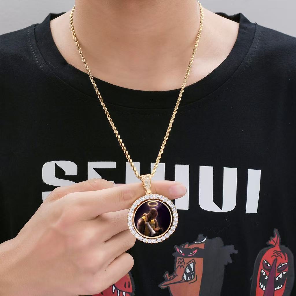 Rotatable Double-Sided Round Photo Locket Pendant — A Cherished Keepsake